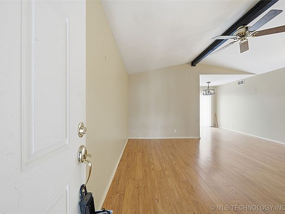 3rd image of 4330 E 67th St #C3-682