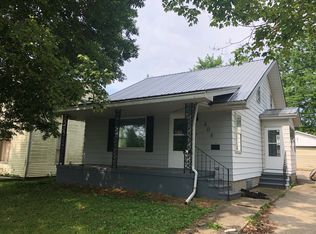404 S Lincoln St, Farmer City, IL 61842