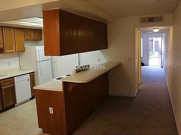 3rd image of 4224 Mississippi Ave #77
