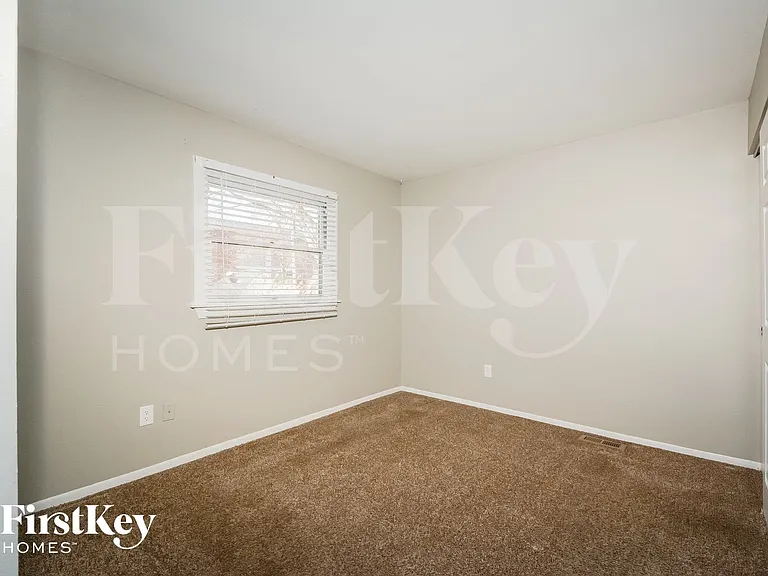 2727 Dividend Park Dr — Photo 11