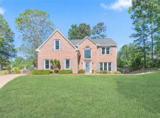 668 Sweetfern Ln, Sugar Hill, GA 30518
