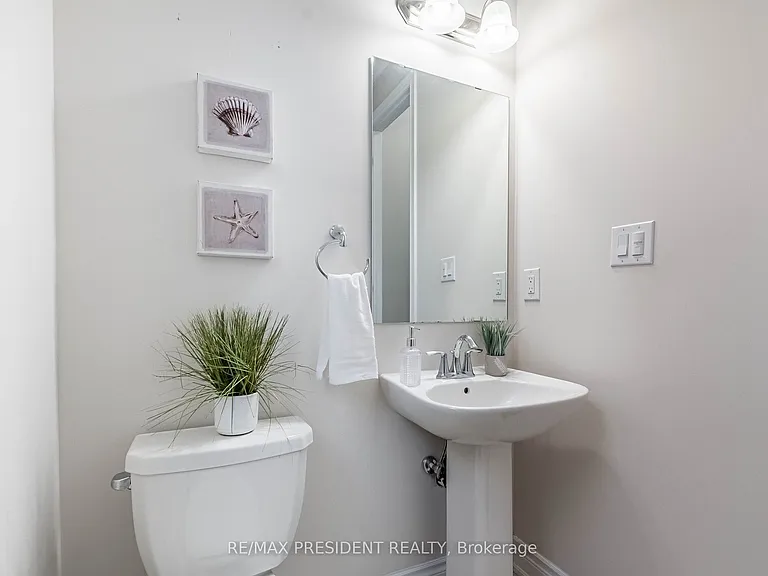 16 Monarch Dr — Photo 18