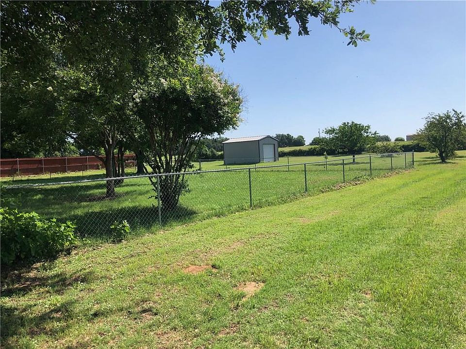 2nd image of 127 Sanchez Creek Ct