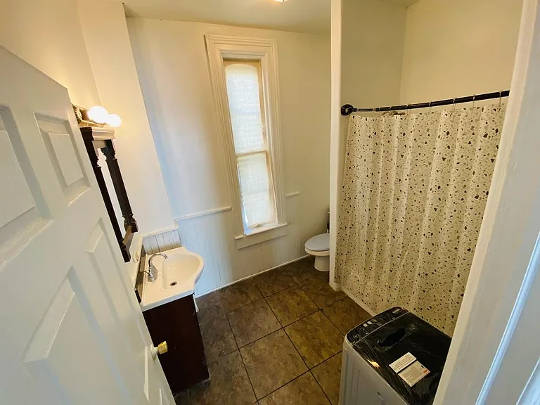 39 Genesee St #1 — Photo 13