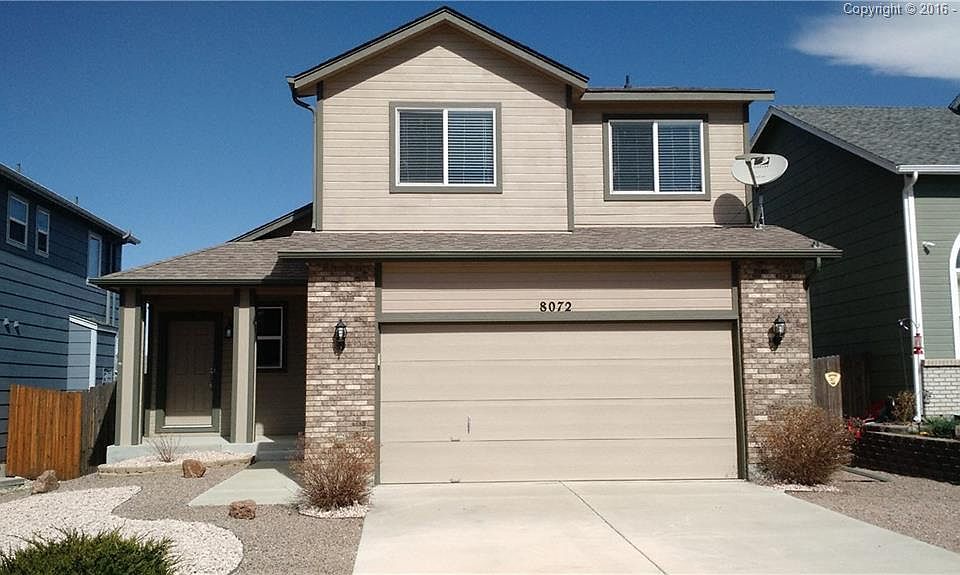 2-Story Home w/Brick Fascia