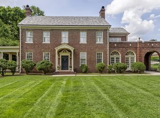 2733 SW Kingston Pike, Knoxville, TN 37919
