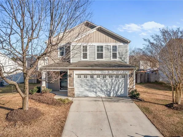 513 Collington Dr, Mebane, NC 27302