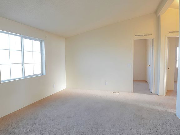 4th image of 7135 Kings River Blvd