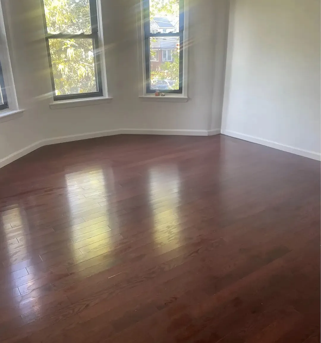 4 bed, $3,100 — Photo 1
