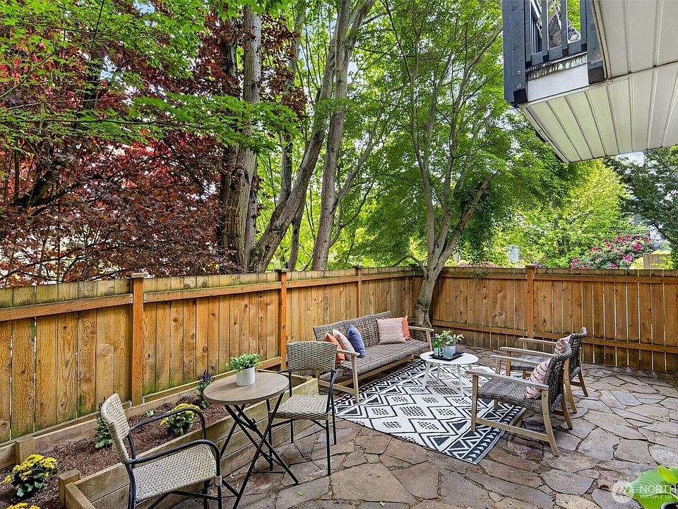 1st image of 9257 Interlake Avenue N