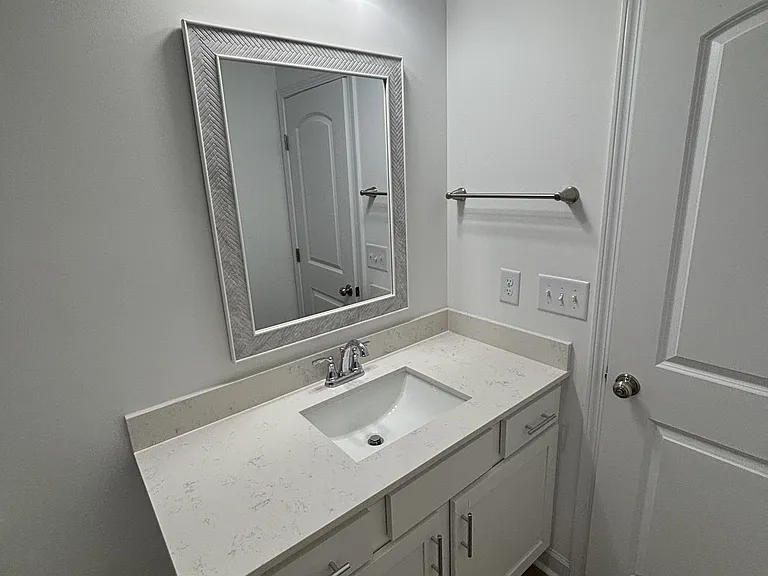 200 Budd Godwin Ln — Photo 10