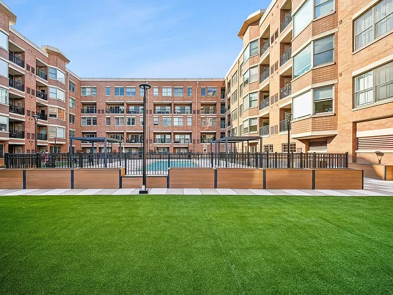 22 Avenue At Port Imperial #302 — Photo 35
