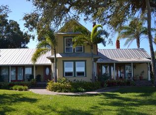 700 S Riverside Dr, Edgewater, FL 32132