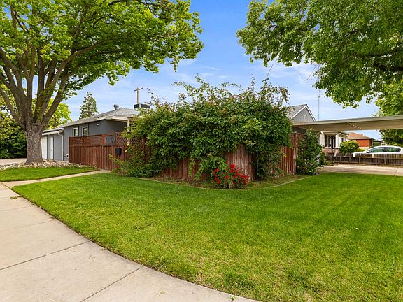 2nd image of 5517 Helen Way