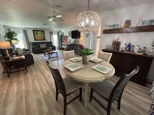 3128 Carmie Dr, Edgewater, FL 32132