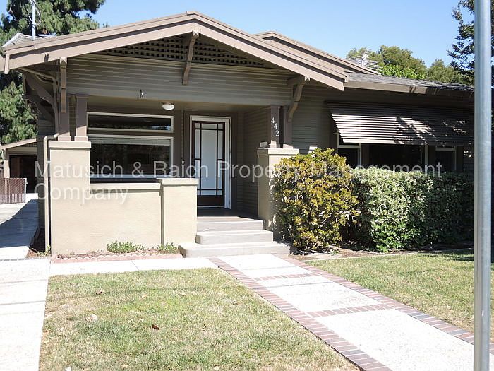 1st image of 442 Menker Ave