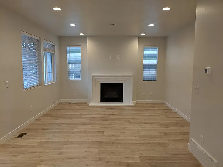 801 W Ridgeline Dr — Photo 15