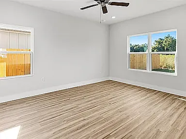 5583 Clarity St — Photo 12
