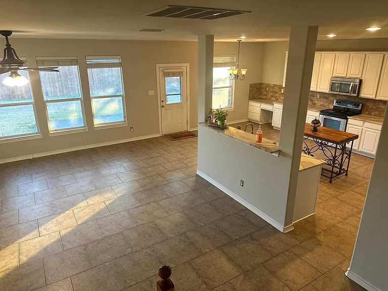 2832 Elm Fork Dr — Photo 27