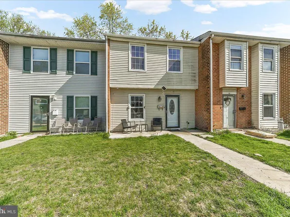 14 Sunny Bnd, Newark, DE 19702