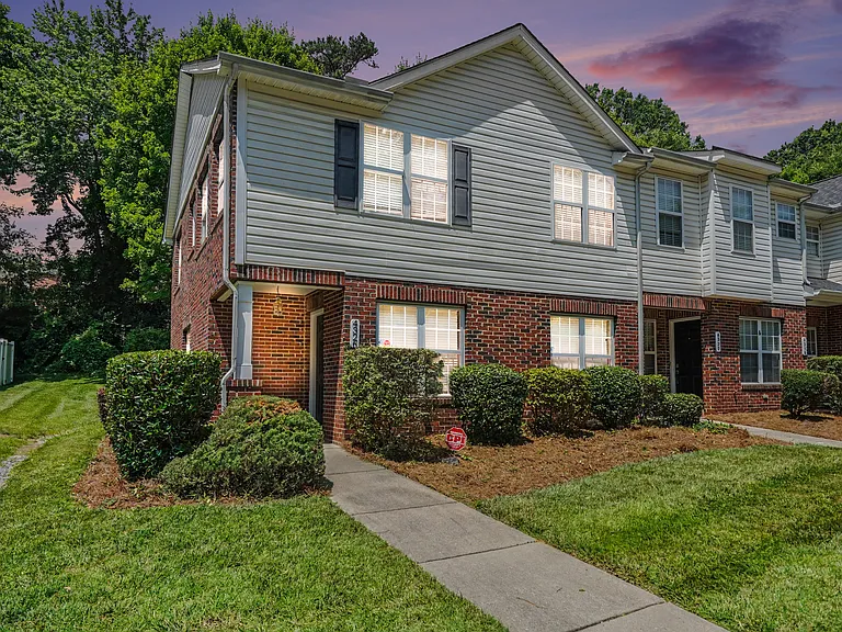 4326 Yoruk Forest Ln — Photo 24