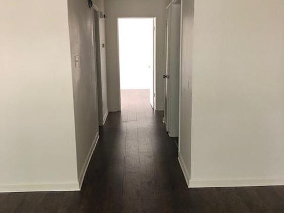 5th image of 114 N Marigny Cir APT C