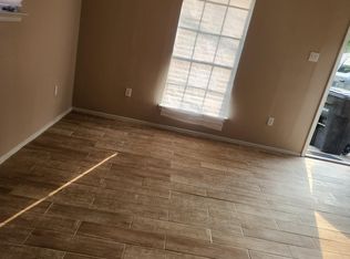 (Undisclosed Address), Baton Rouge, LA 70802