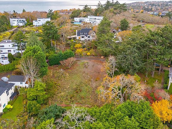 3rd image of 24 Sylvan Ln Lot A