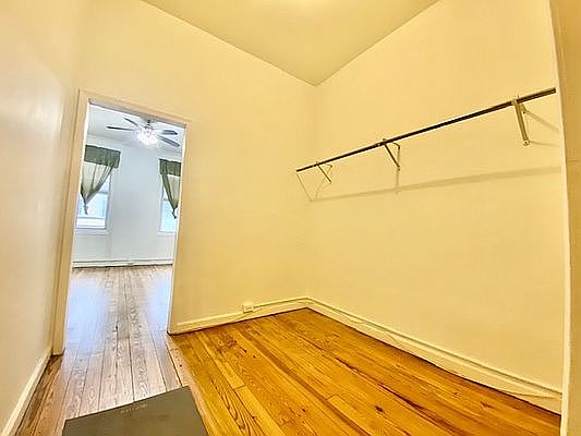 2nd image of 977 Metropolitan Ave APT 2R