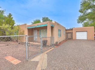 722 Sunset Rd SW, Albuquerque, NM 87105