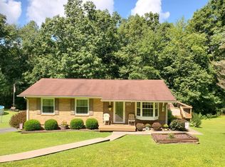 317 Woodbridge Rd, Oak Hill, WV 25901