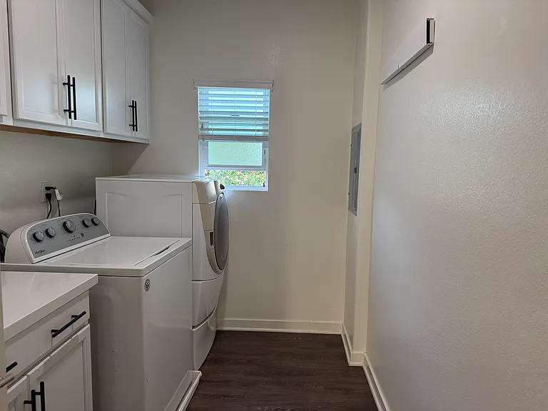 303 N F St #201 — Photo 18