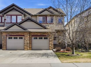 1709 64th St SW, Edmonton, AB T6X 0M8