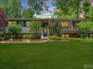 24 Chandler Rd, Edison, NJ 08820