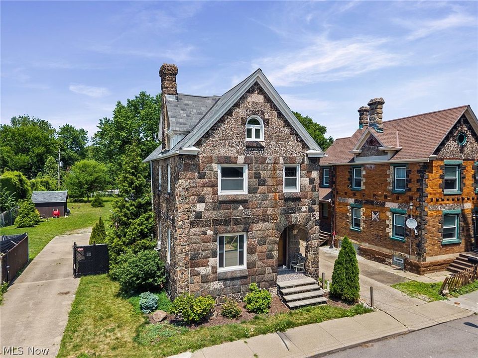 1st image of 5822 Ellen Ave