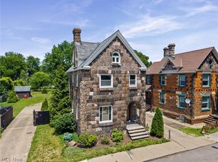 5822 Ellen Ave, Cleveland, OH 44102