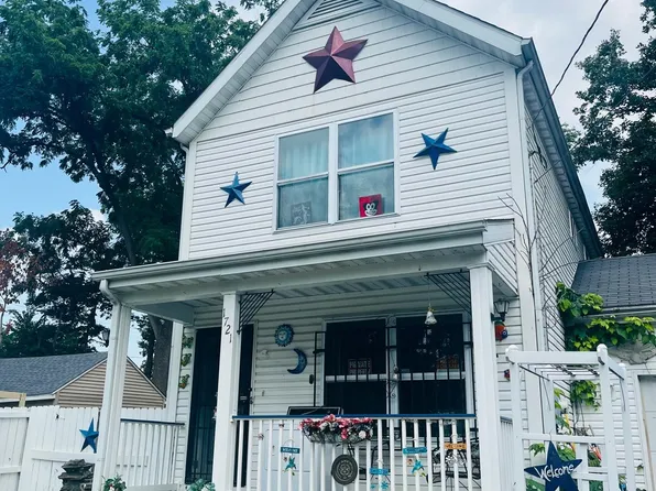 1721 Green St, Rockford, IL 61102