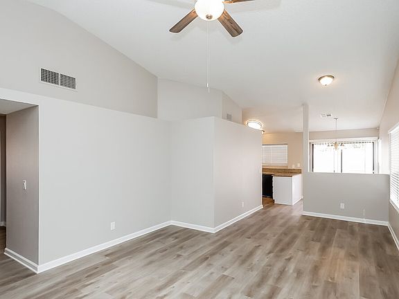 4th image of 1338 Operetta Way