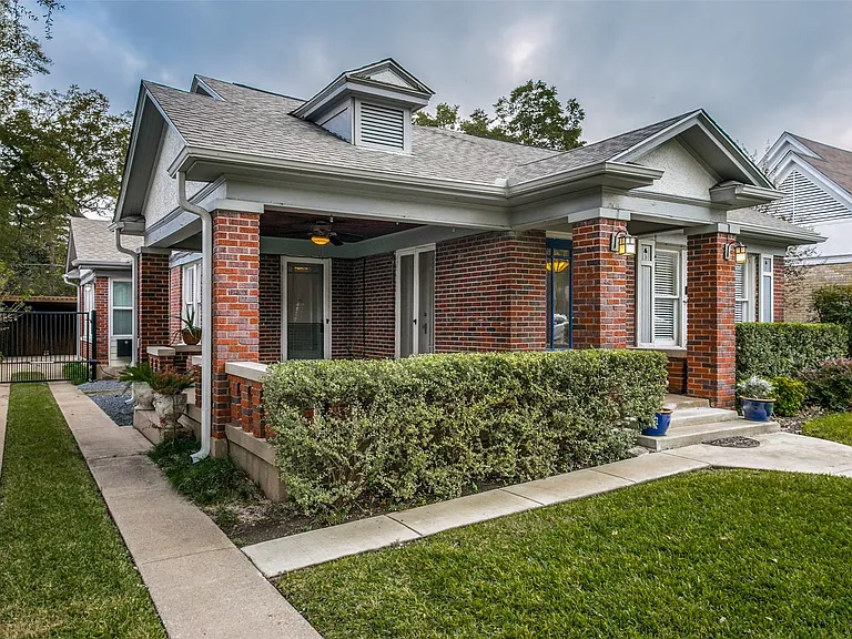 6210 Victor St — Photo 3
