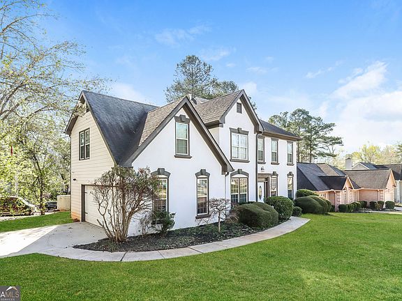 3rd image of 3090 Sherwood Oaks Ln