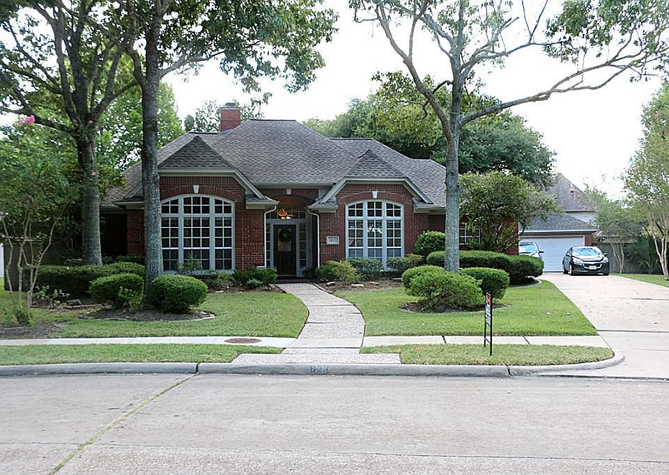 1st image of 1823 Orchard Country Ln