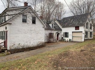 22 Smith St, Harrison, ME 04040