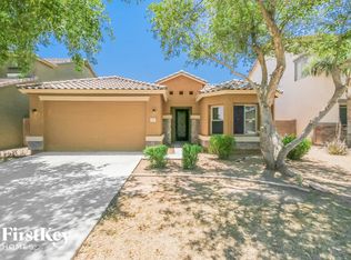 677 W Mesquite Tree Ln, San Tan Valley, AZ 85143