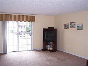 3rd image of 400 West Ave Unit A3