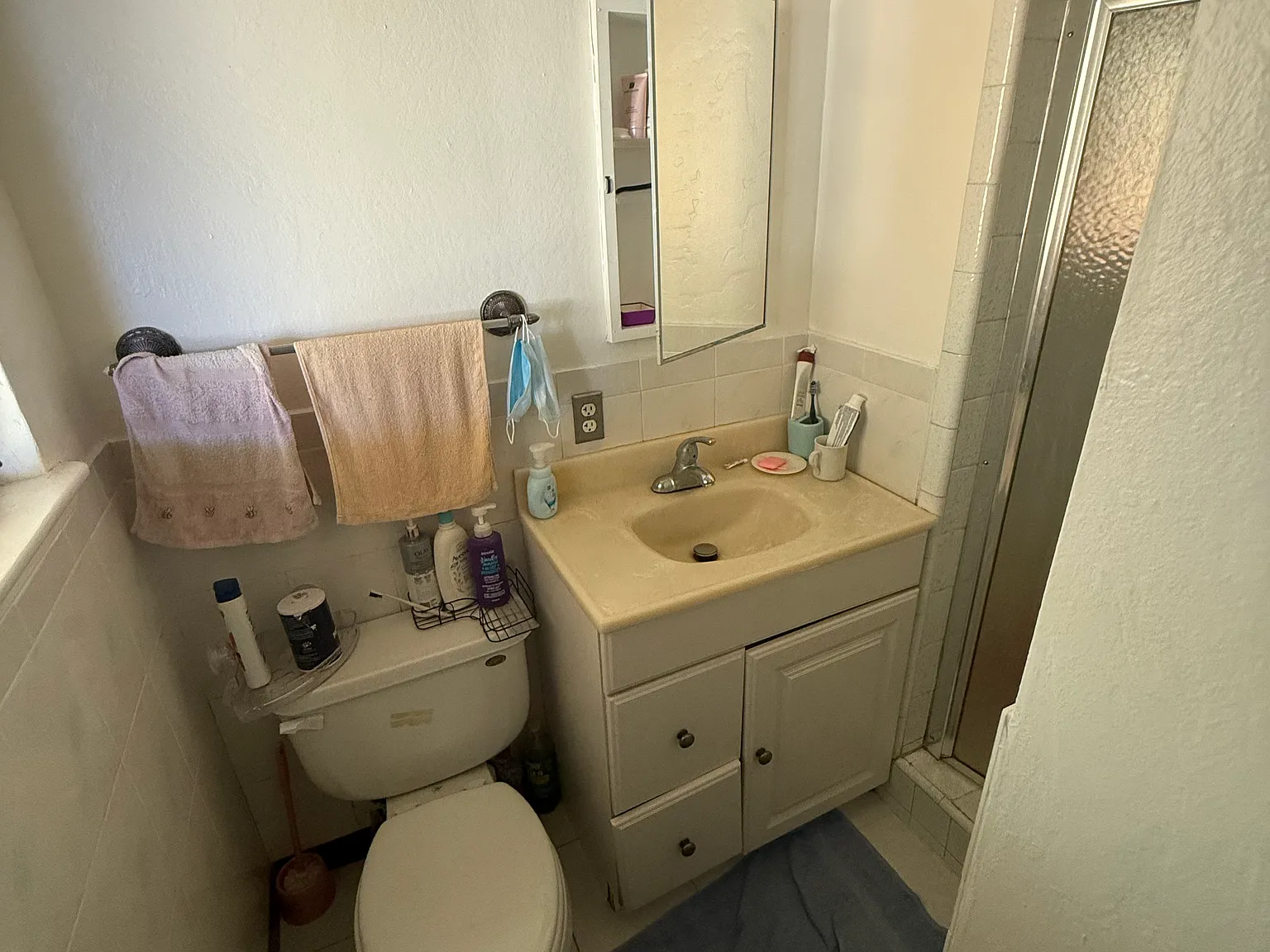 3 bed, 1104 sqft, $2,200 — Photo 4