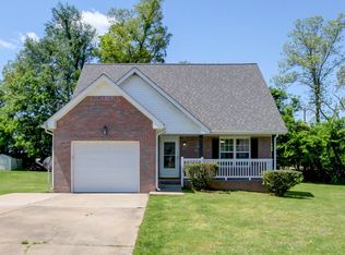110 Brandi Ct, Oak Grove, KY 42262