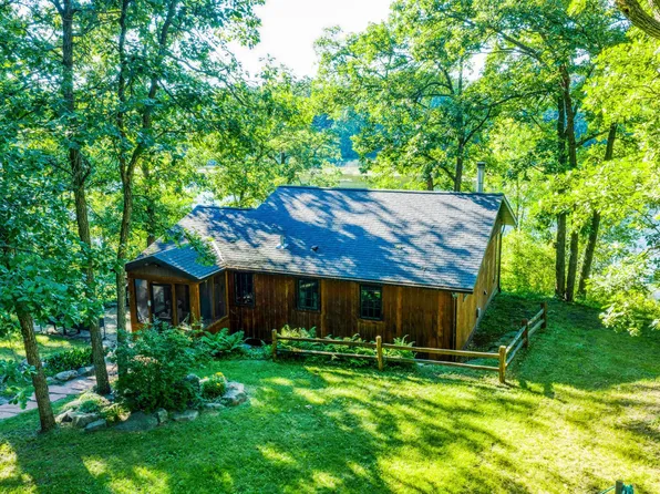 13329 Book Trl, Menahga, MN 56464