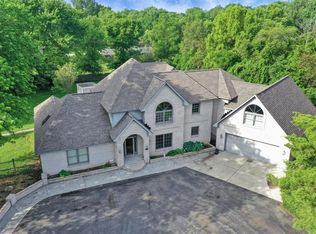 6625 Iona Rd, Indianapolis, IN 46203