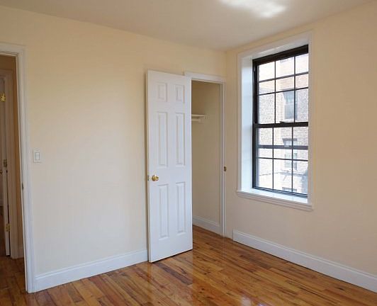 5th image of 211 W 149th St APT 4H