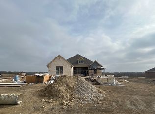 811 Valley Ridge Rd, Van Alstyne, TX 75495